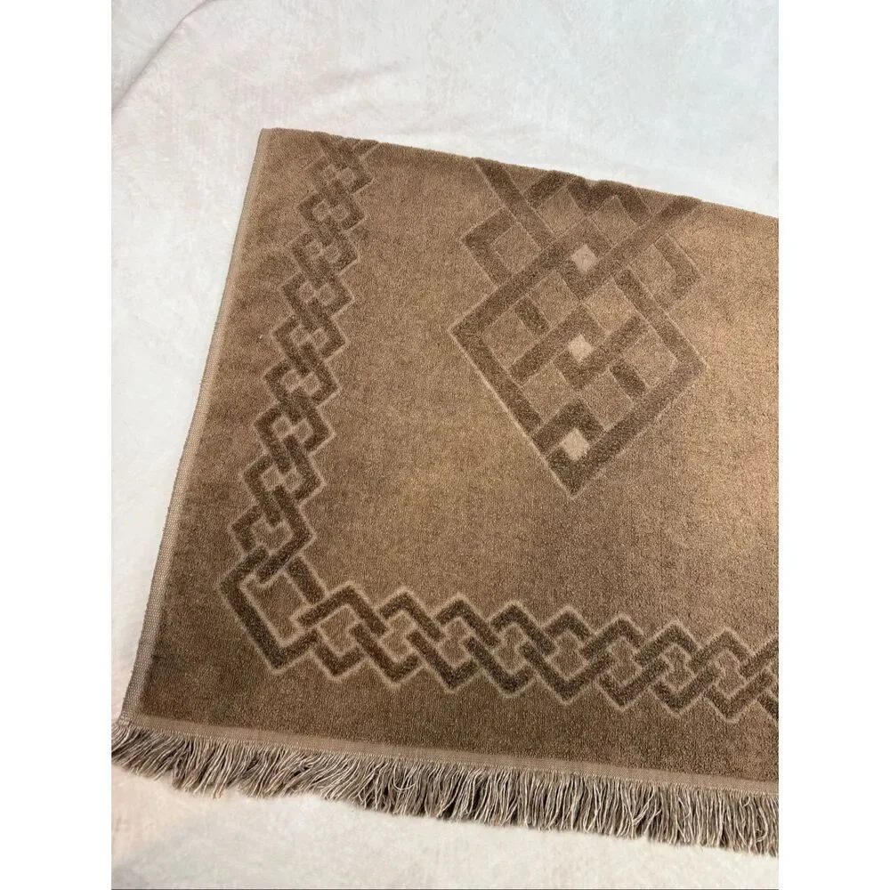 Vintage Cannon Brown Geometric Bath Towel 23x42” 1970s